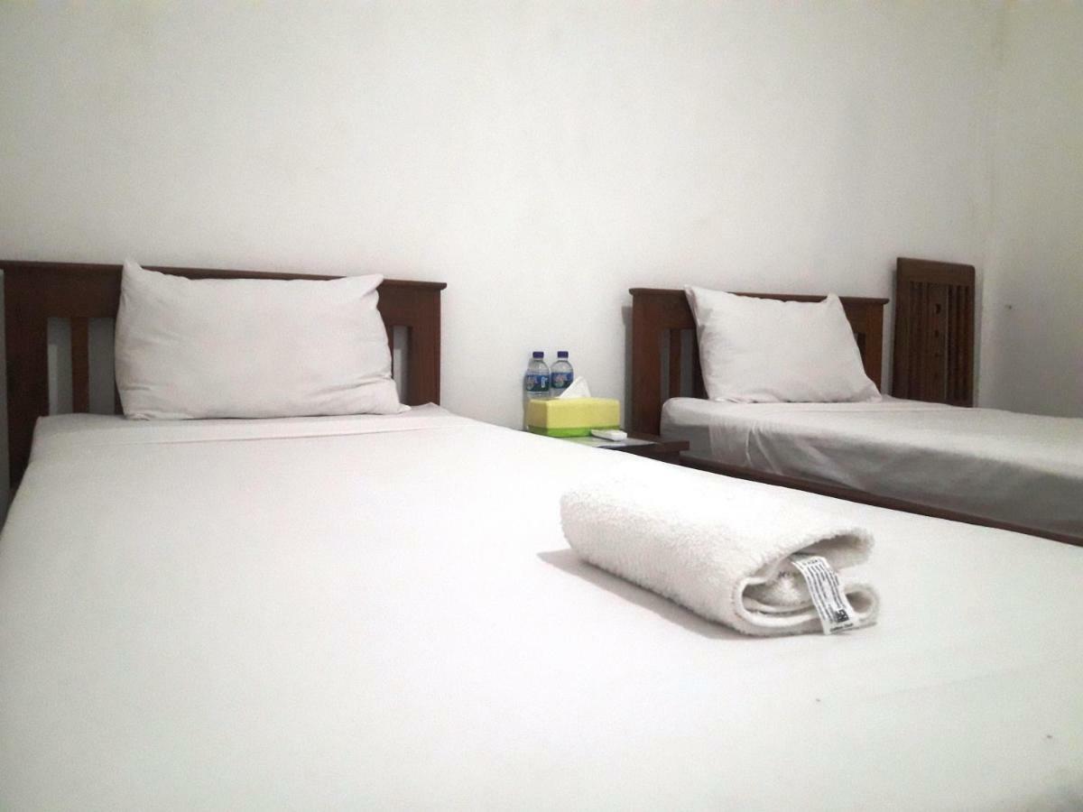 The Teuz B&B Labuan Bajo Ngoại thất bức ảnh
