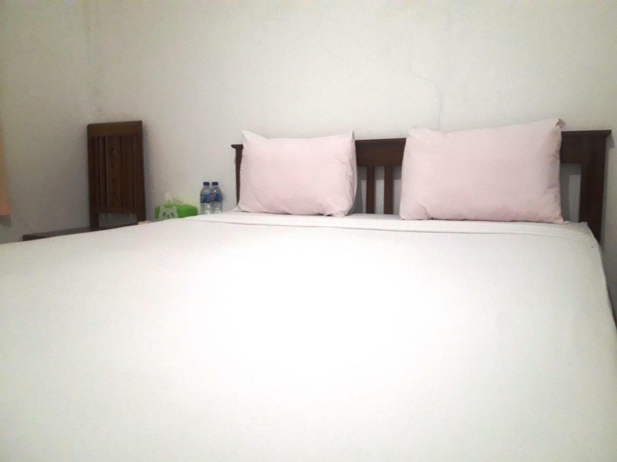 The Teuz B&B Labuan Bajo Ngoại thất bức ảnh
