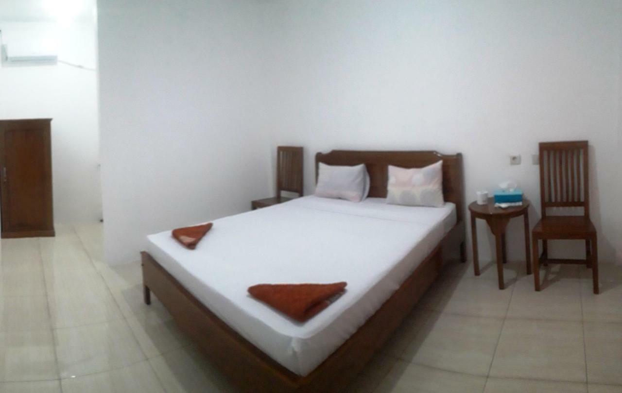 The Teuz B&B Labuan Bajo Ngoại thất bức ảnh