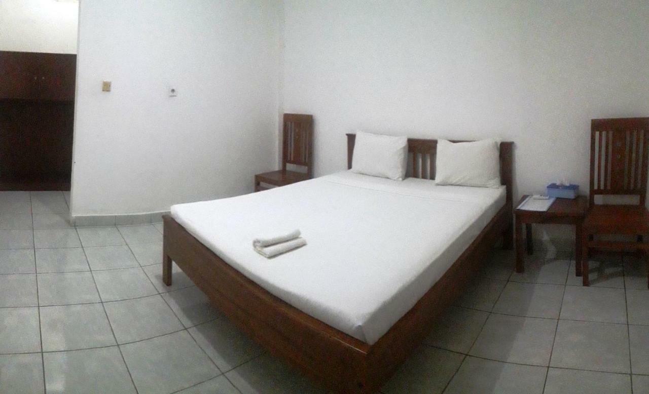 The Teuz B&B Labuan Bajo Ngoại thất bức ảnh